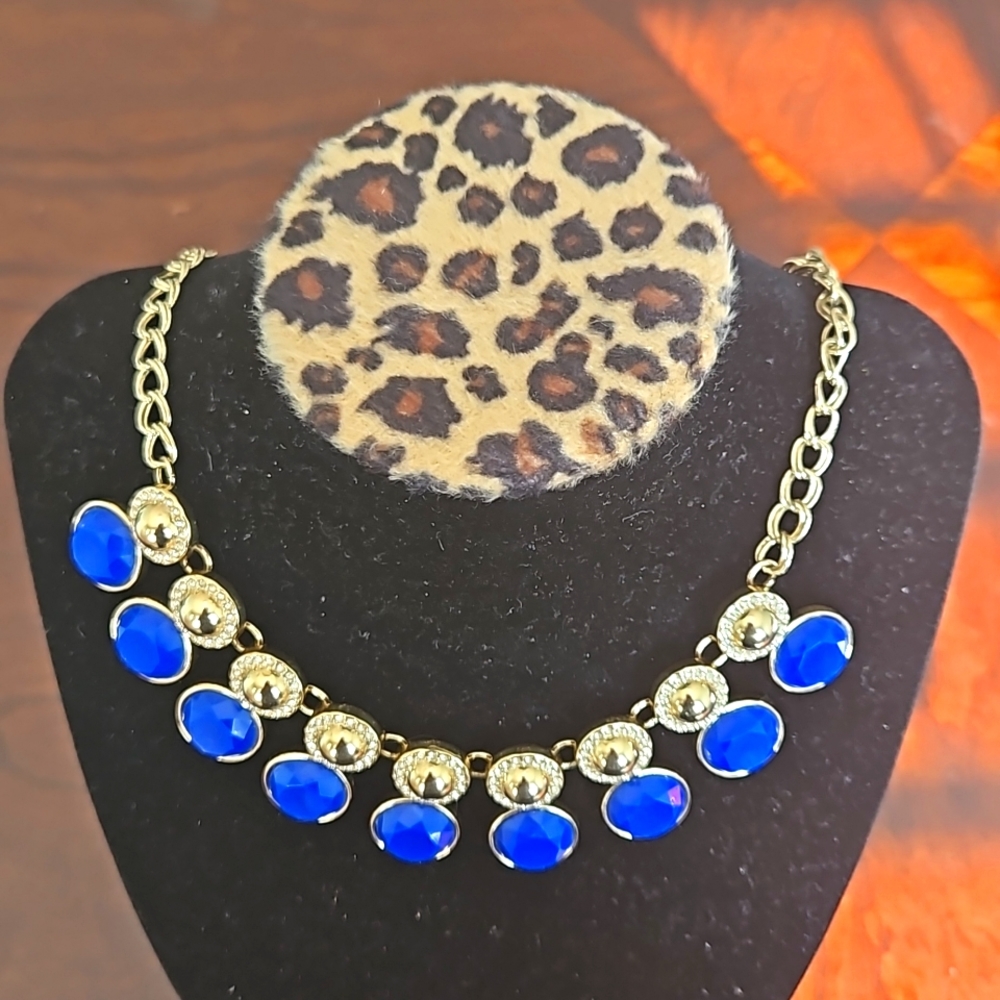Blue drop shape cabochon bib statement necklace
